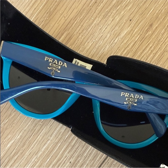PRADA trendy blue sunglasses main image 2